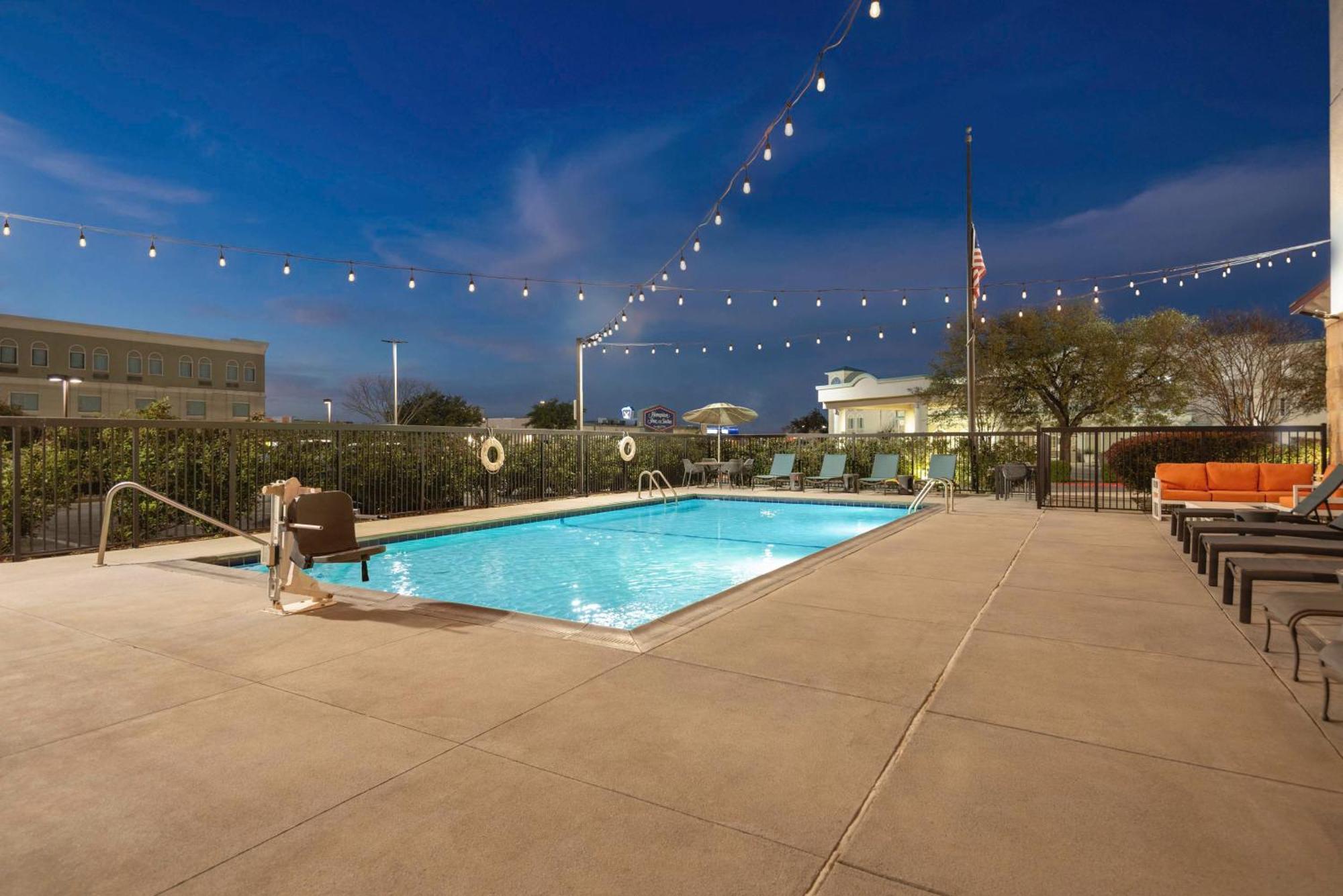 Hampton Inn & Suites San Marcos Kültér fotó